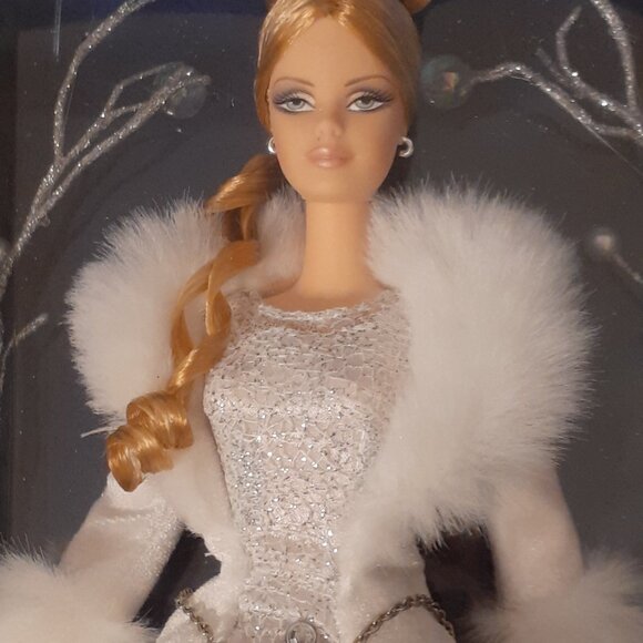 Holiday Visions Barbie Winter Fantasy Special Edition 2003 NEW IN BOX - Picture 10 of 12